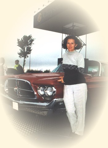 Ulrike Goldschmidt, responsable du show, devant la 300 F de S. Wernerstrand